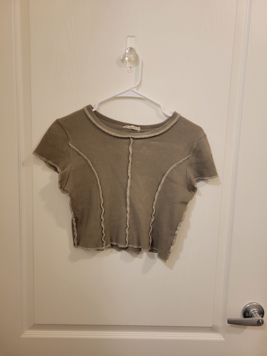 Promesa Tops - Promesa Olive Ribbed Lettuce-Edge Crop Tee